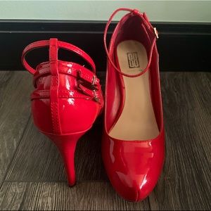 Shoe Dazzle “Malory” heel